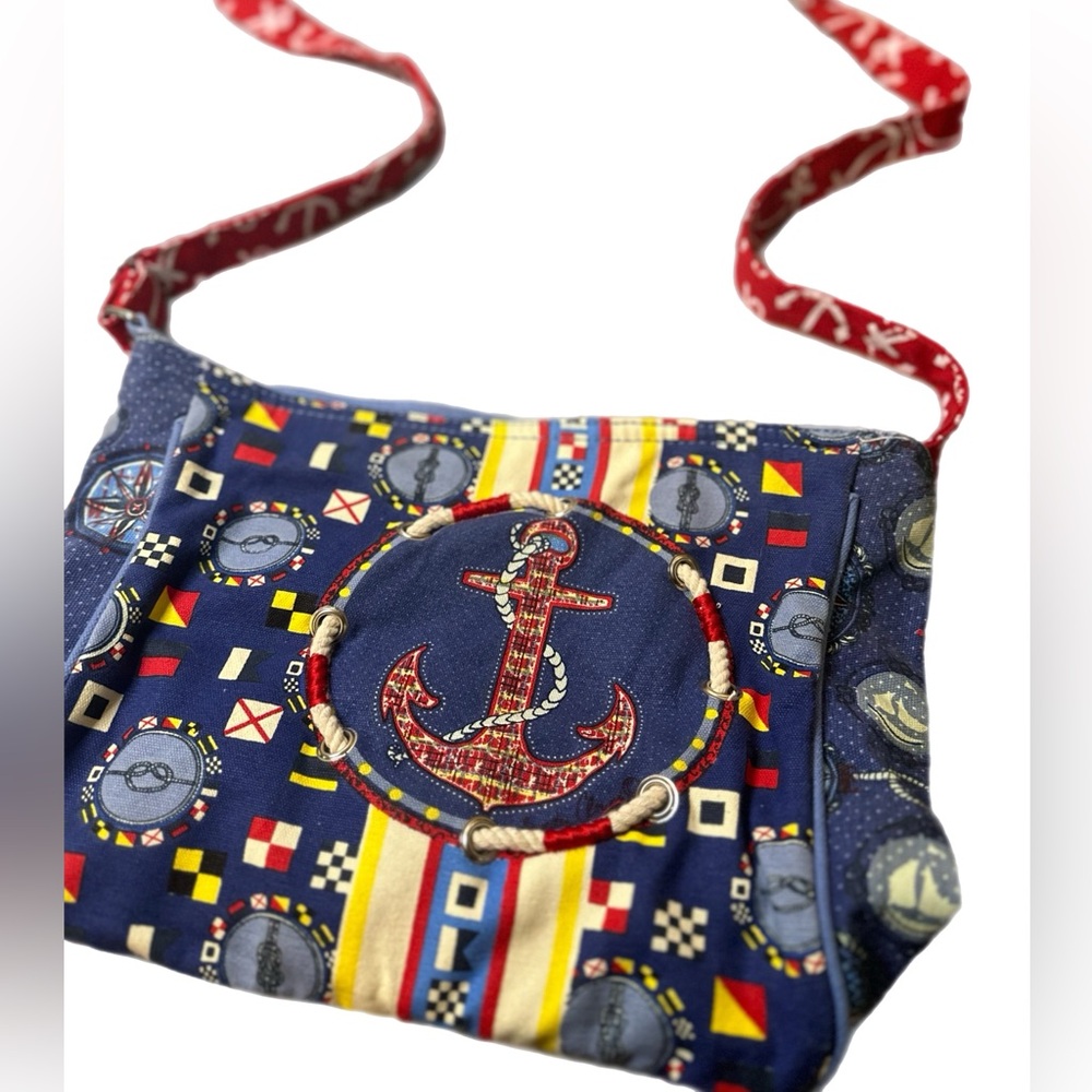 Sun n Sand anchor purse, perfect for cruise beach trip, attachable mirror